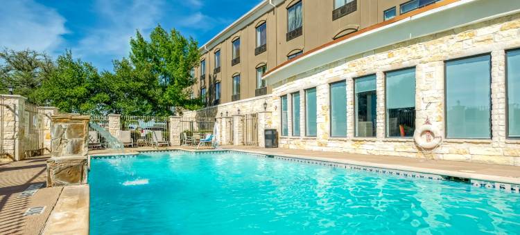 智选假日套房酒店比维尔(Holiday Inn Express & Suites Beeville)图片