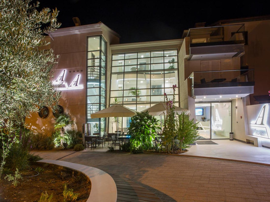 阿德里翁公寓式酒店