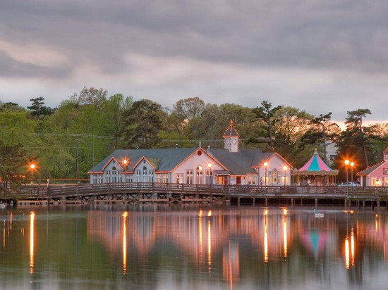 大西洋市阿布西肯万枫套房酒店