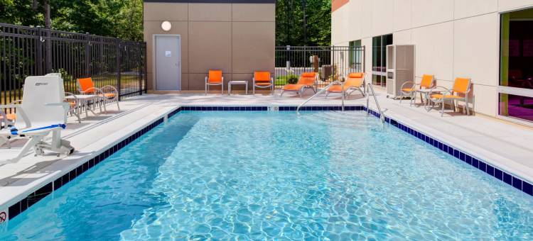 金乔治达尔格伦智选假日套房酒店(Holiday Inn Express & Suites King George - Dahlgren)图片