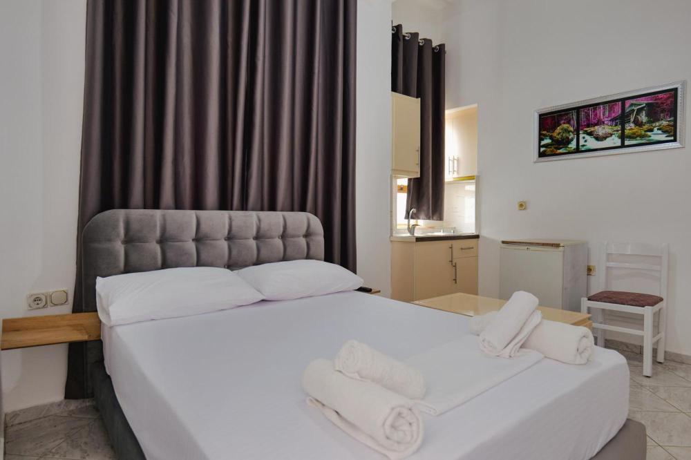 Hotel CasaMia Over view