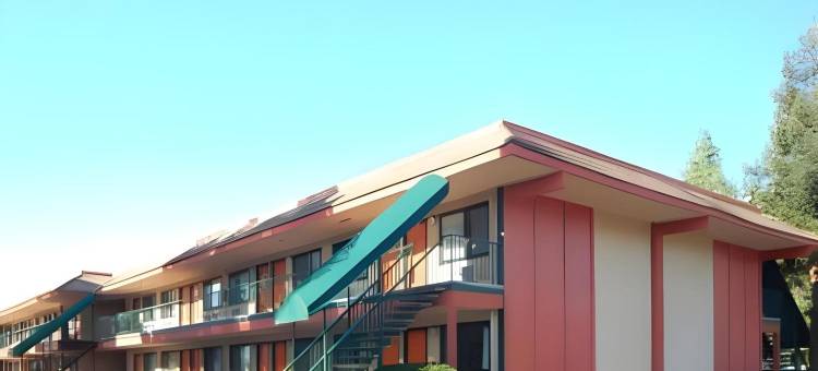 吉尔罗依戴斯酒店(Days Inn by Wyndham Gilroy)图片