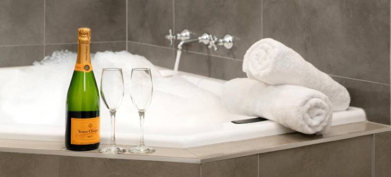 船屋度假村及套房公寓(Boathouse Resort Studios and Suites)图片