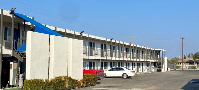加利福尼亚德拉诺 6 号汽车旅馆(Motel 6 Delano, CA)图片