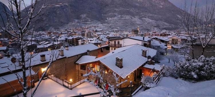 蒂拉诺城堡旅馆(Ostello del Castello Tirano)图片