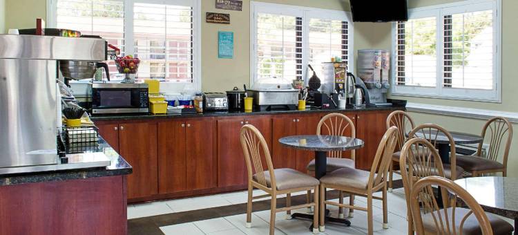 巴拿马城罗德威旅馆(Rodeway Inn Panama City)图片