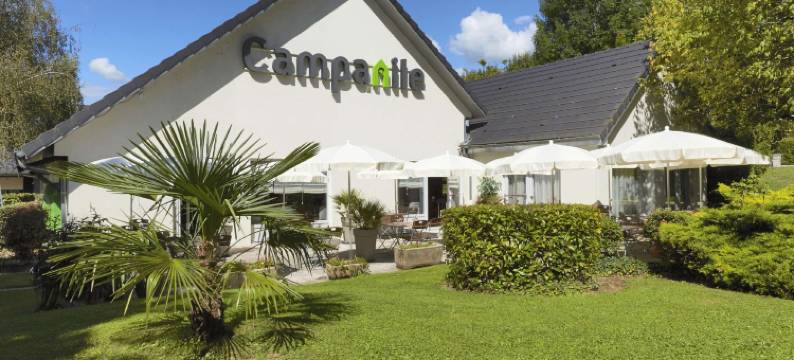 康铂埃克斯勒班酒店(Campanile NATURE - Aix Les Bains)图片