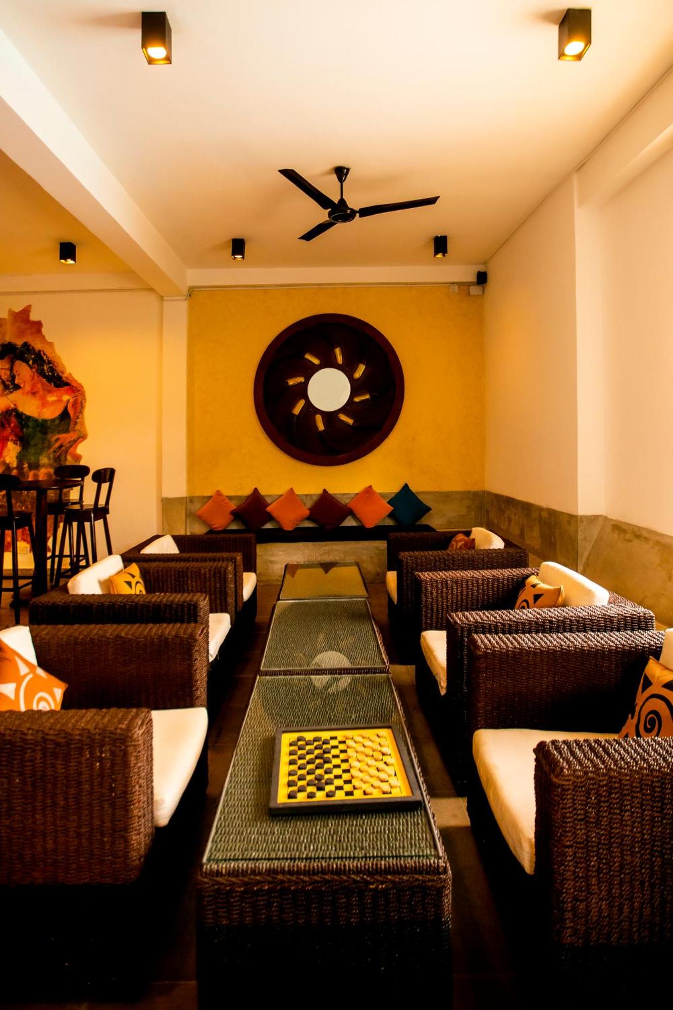 St.Lachlan Hotel & Suites Over view