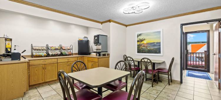 瓦尔戴斯酒店(Days Inn by Wyndham Wall)图片