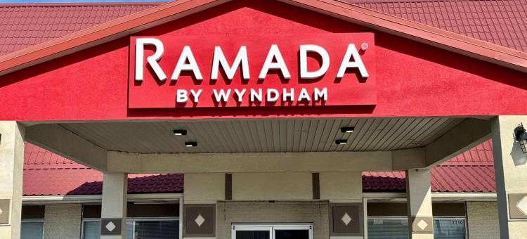 北卡兰伯顿呗盟酒店(Baymont by Wyndham Lumberton NC)图片