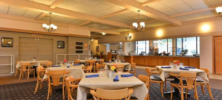 拉克罗斯河滨AmericInn会议中心酒店(AmericInn by Wyndham la Crosse Riverfront Conference Center)图片