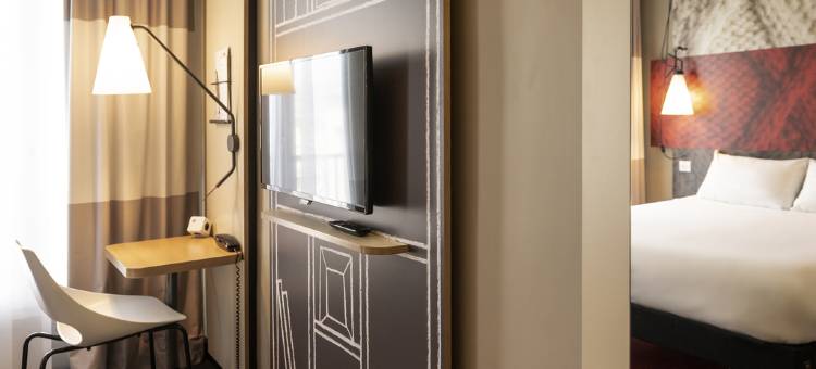 巴黎15区蒙帕纳斯大厦宜必思酒店(Ibis Paris Tour Montparnasse 15EME)图片