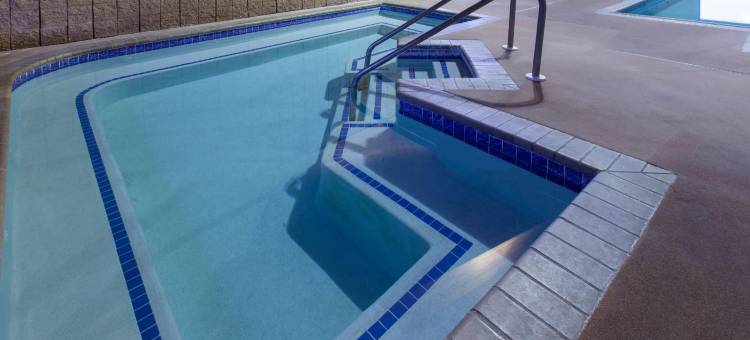 艾恩里弗美吟温德姆酒店(AmericInn by Wyndham Iron River)图片