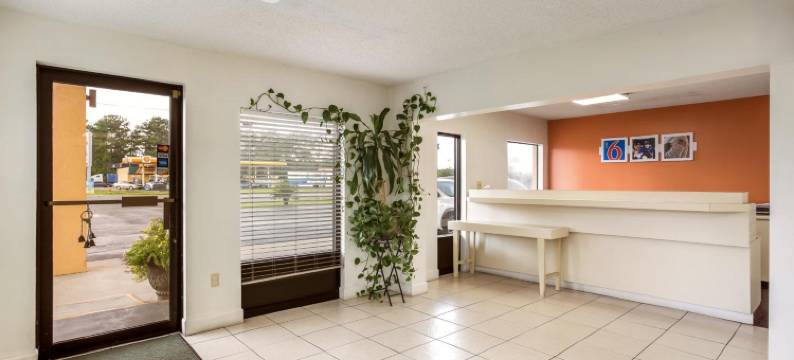 罗里达麦克伦尼 6 号汽车旅馆(Motel 6 Macclenny, FL)图片