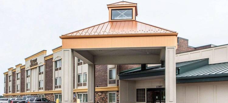 埃姆斯会议中心近 ISU 校园凯艺套房酒店(Quality Inn & Suites Ames Conference Center Near Isu Campus)图片