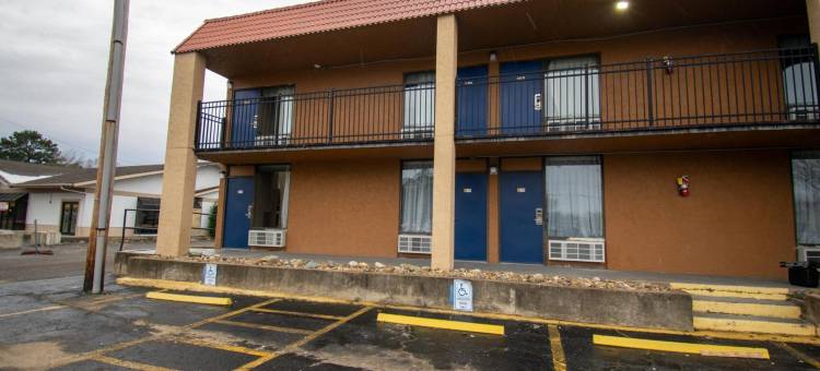 温德姆戴斯酒店 卡多山谷 阿卡德尔菲亚(Days Inn by Wyndham Caddo Valley Arkadelphia)图片