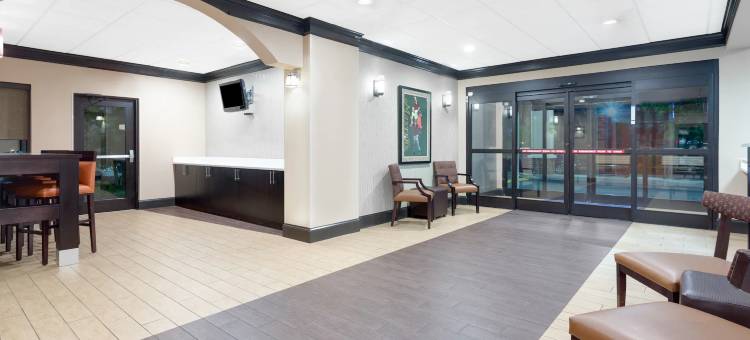 呗盟套房酒店(Baymont by Wyndham Augusta Riverwatch)图片