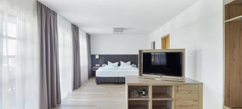 特根西湖上的玛格丽特霍夫(Margarethenhof am Tegernsee)图片