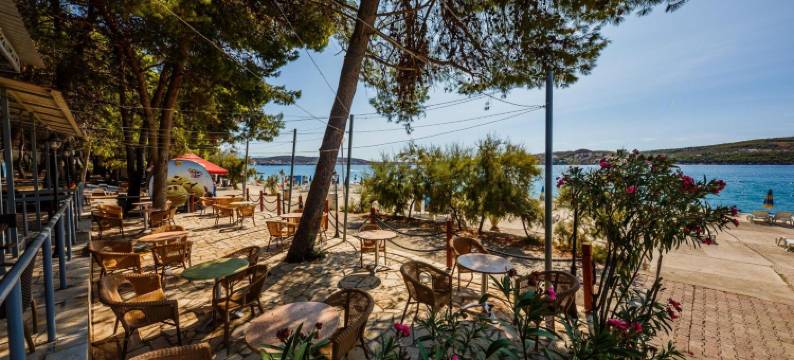 美德那酒店(Hotel Medena)图片