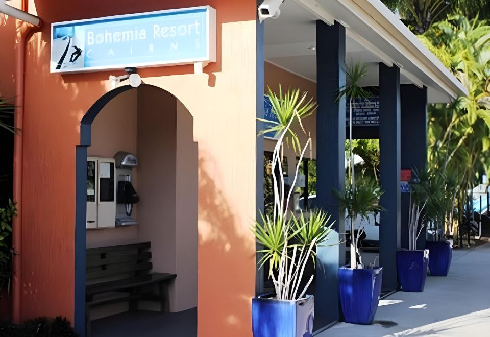 Bohemian Holiday InnHotel Overview