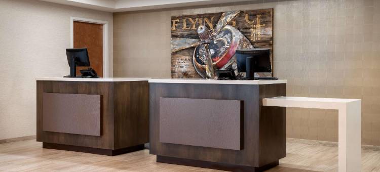 丹佛国际机场戴斯套房酒店(Days Inn & Suites by Wyndham Denver International Airport)图片