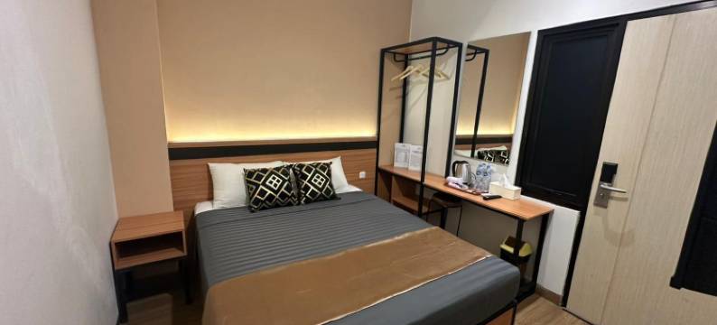 格兰德瓦洛拉西利旺宜(Grand Valora Near Sam Poo Kong Semarang Mitra RedDoorz)图片