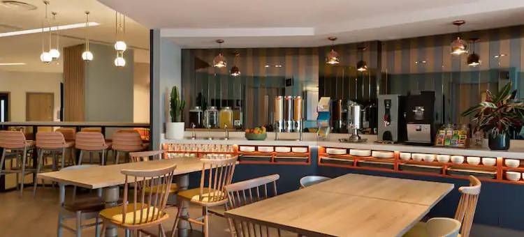 托凯希尔顿欢朋酒店(Hampton by Hilton Torquay)图片