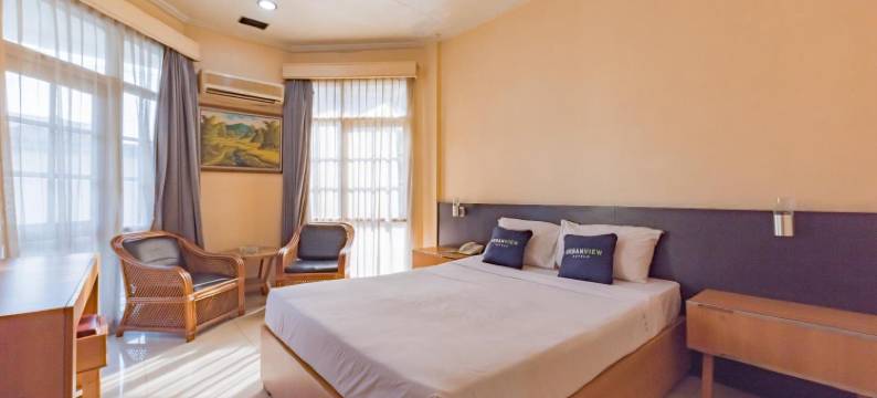 Urbanview Hotel Crown Tasikmalaya by RedDoorz图片