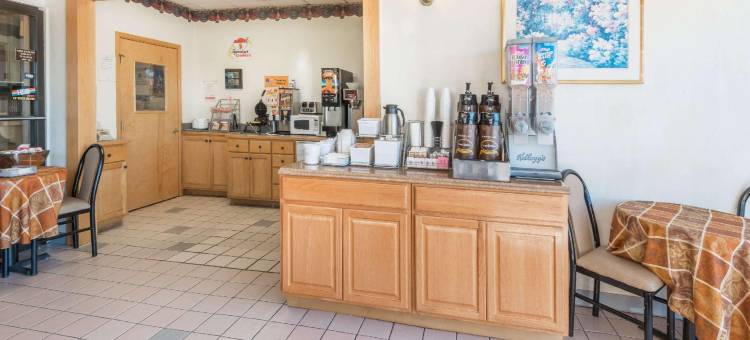 拉勒米温德姆速8酒店(Super 8 by Wyndham Laramie)图片