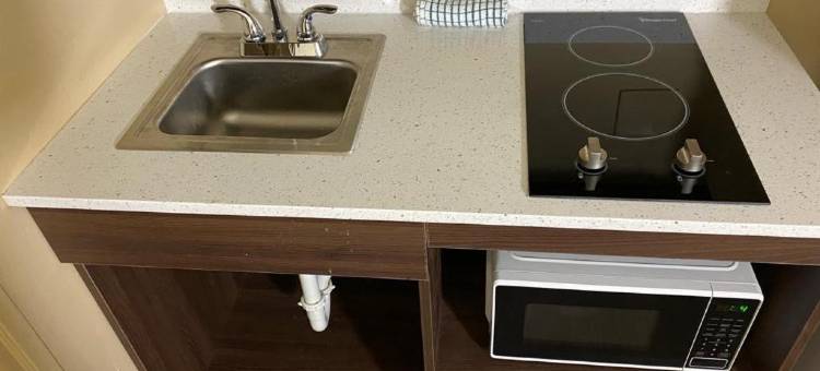 郊区工作室温斯顿塞勒姆靠近汉斯购物中心(Suburban Studios Winston-Salem Near Hanes Mall)图片