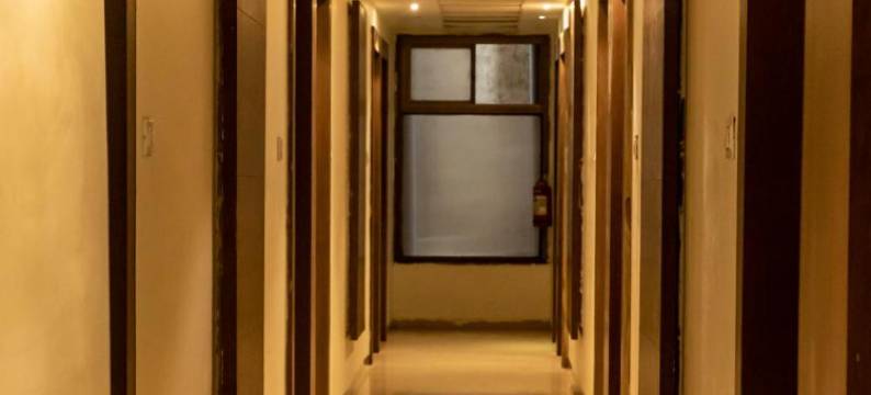 阿达尔什宫酒店(Adarsh Palace Hotel Near Bhopal Railway Station and Nadra Bus Stand Bhopal)图片