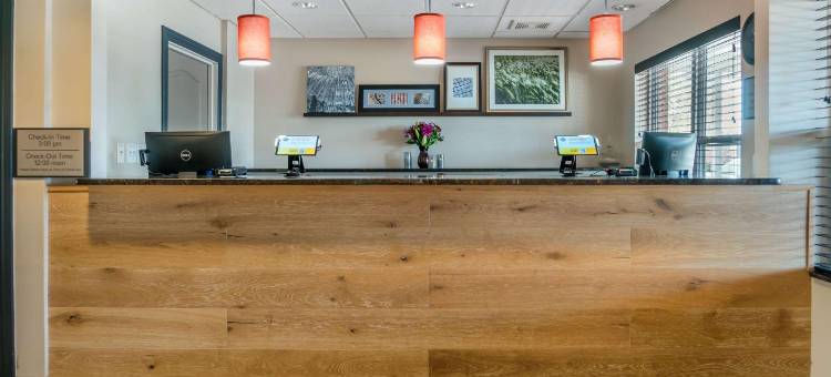 托莱多南丽怡酒店(Country Inn & Suites by Radisson, Rossford - Toledo South)图片