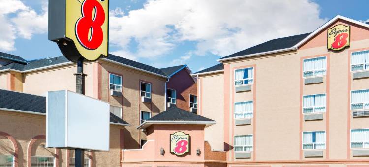 大草原城速8酒店(Super 8 by Wyndham Grande Prairie)图片