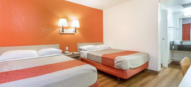 凤凰城北贝尔路6号汽车旅馆(Motel 6 Phoenix, AZ - North Bell Road)图片