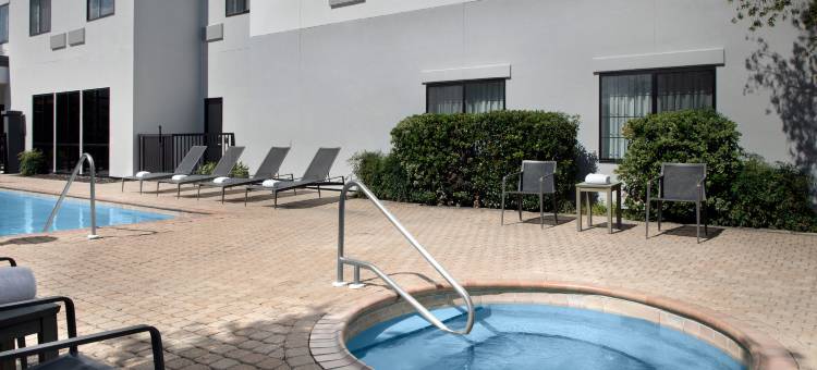 彭萨科拉市中心万豪万怡酒店(Courtyard Pensacola Downtown)图片