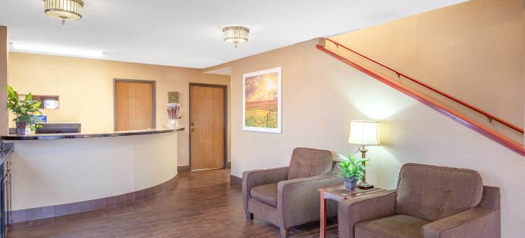 萨莱纳I-70温德姆戴斯酒店(Days Inn by Wyndham Salina I-70)图片