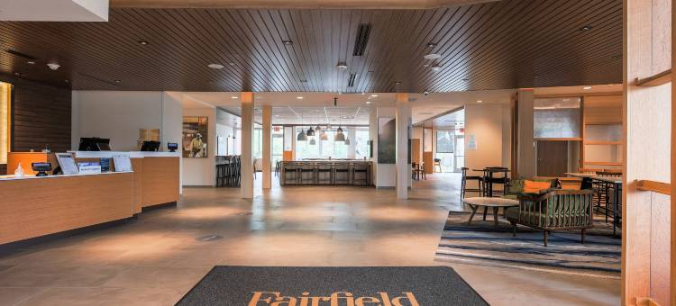 马凯特万豪万枫套房酒店(Fairfield Inn & Suites Marquette)图片