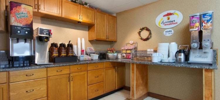 荷姆伍德伯明翰地区温德姆速8酒店(Super 8 by Wyndham Homewood Birmingham Area)图片