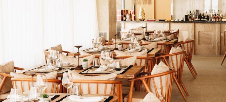 白山酒店(White Hill Hotel)图片