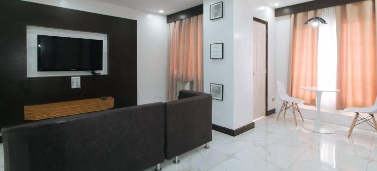 帕拉纳克市153西尔维里奥套房酒店(153 Silverio Suites Paranaque City)图片