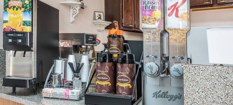 圣马科斯温德姆速8酒店(Super 8 by Wyndham San Marcos)图片