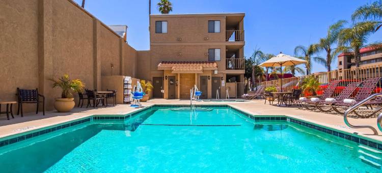 阿纳海姆贝斯特韦斯特优质酒店(Best Western Plus Anaheim Inn)图片