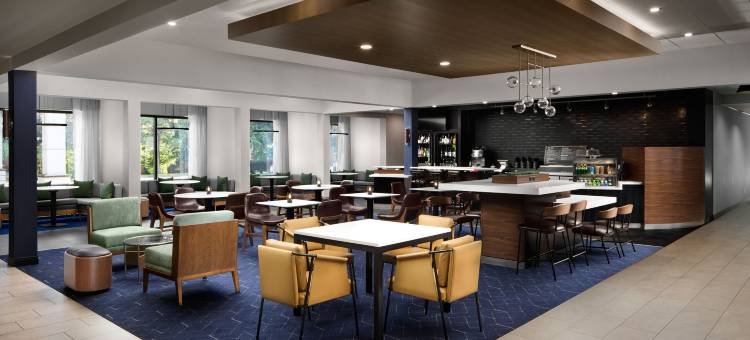 威廉斯堡布希花园区万怡酒店(Courtyard Williamsburg Busch Gardens Area)图片