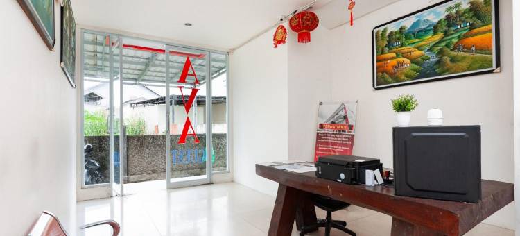 瑞德多兹酒店 - 近班贾尔马辛佳兰艾哈迈德沙亚尼(Urbanview Hotel Ava Banjarmasin by RedDoorz)图片