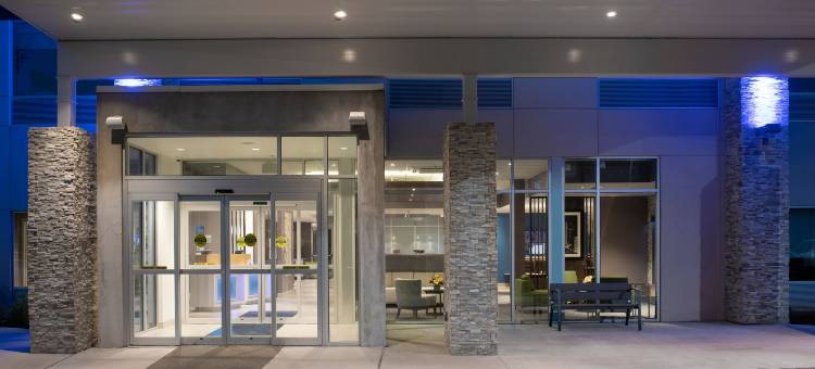 布伦瑞克北智选假日套房酒店(Holiday Inn Express & Suites North Brunswick)图片