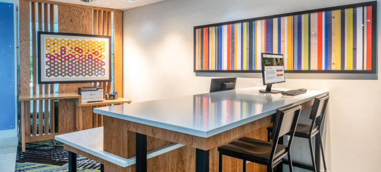 亚特兰大机场东北哈皮维利智选假日套房酒店(Holiday Inn Express & Suites Atlanta Airport NE - Hapeville)图片