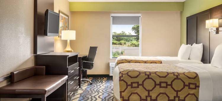 乔治敦呗盟套房酒店(Baymont by Wyndham Georgetown)图片