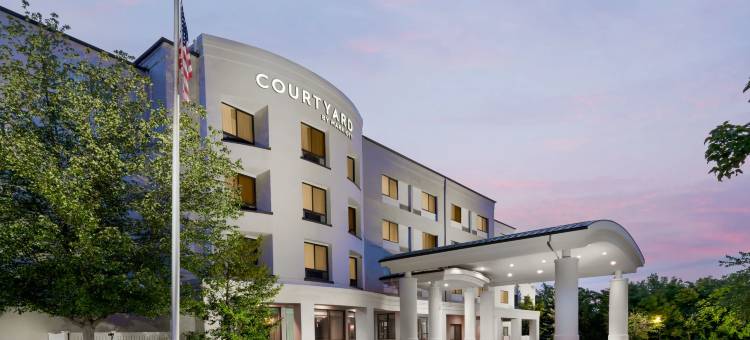 哈特福德顿万怡酒店(Courtyard Hartford Farmington)图片