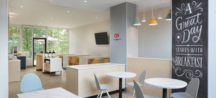 多伦多奥克维尔万豪TownePlace酒店(TownePlace Suites Toronto Oakville)图片