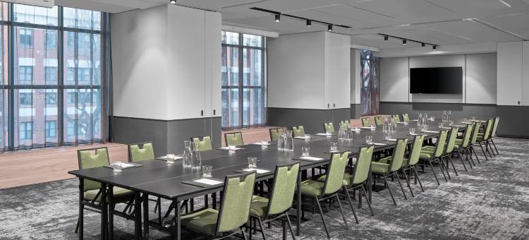 墨尔本旗杆花园万豪万怡酒店(Courtyard Melbourne Flagstaff Gardens)图片